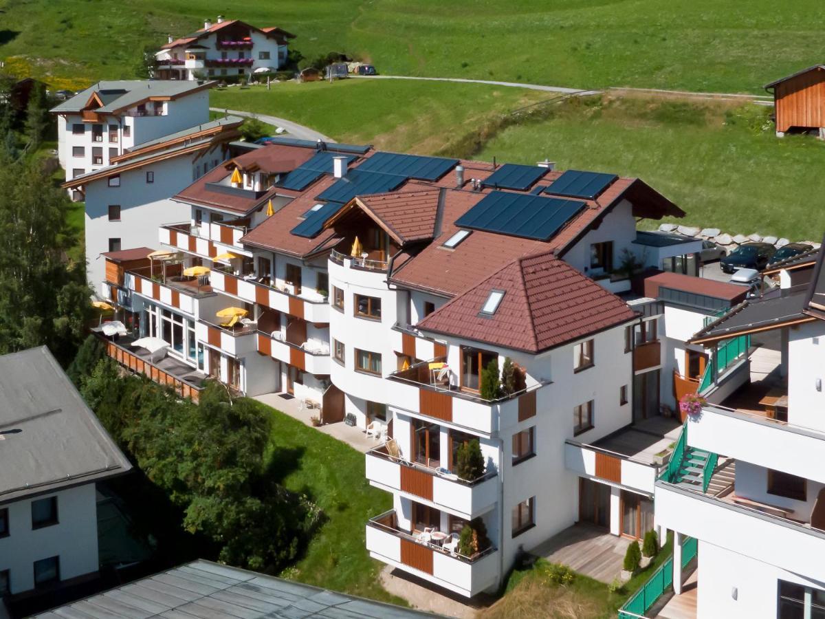 Hotel Garni Philipp Serfaus Buitenkant foto