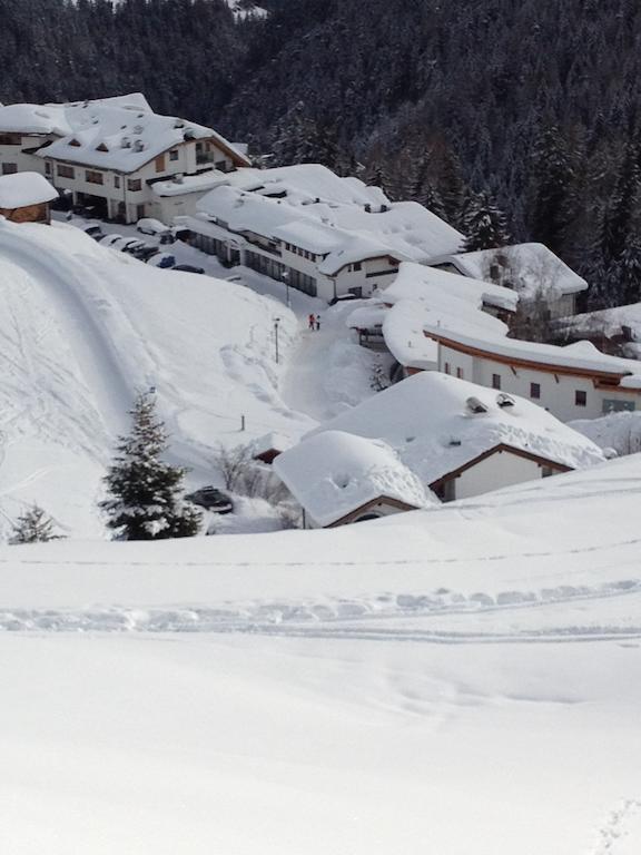 Hotel Garni Philipp Serfaus Buitenkant foto